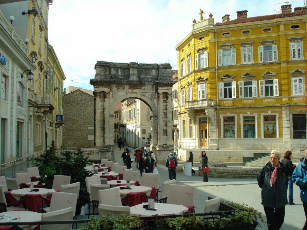 Ana Apartment Pula Oda fotoğraf