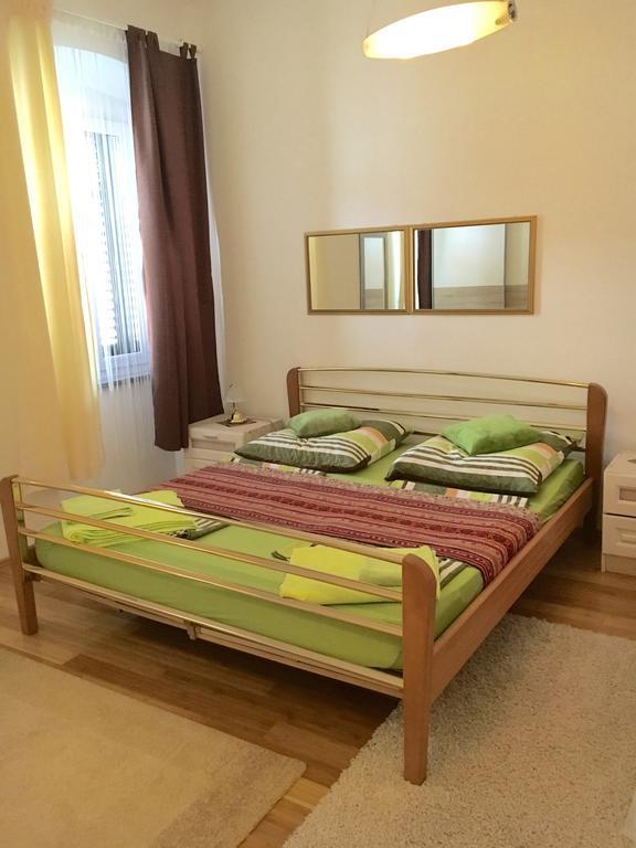 Ana Apartment Pula Dış mekan fotoğraf